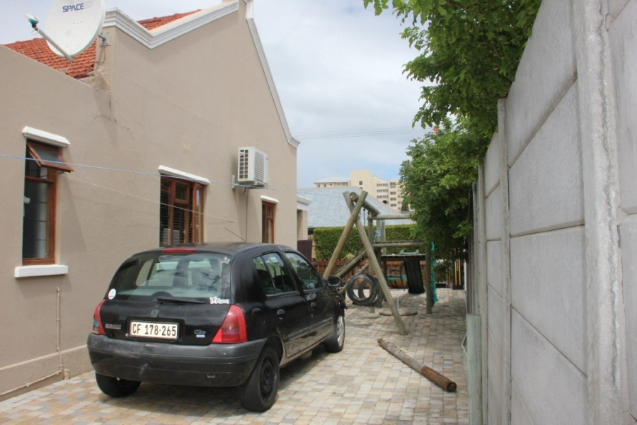 3 Bedroom Property for Sale in Strand Central Western Cape